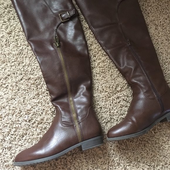 High over the knee riding boots - Picture 3 of 3